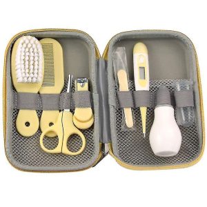 Set Ingrijire Bebelusi si Copii 8-in-1 Accesorii, MEDILOGIC™, cu Termometru Digital, Perie pentru Nou-Nascuti, Foarfeca Speciala pentru Copii, Galben